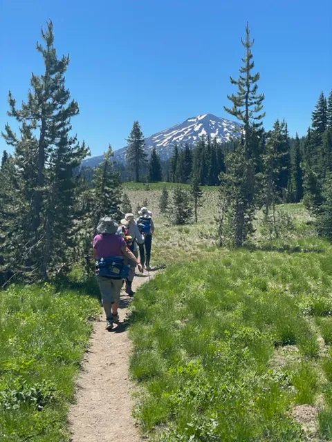 SunriverArtFair's tweet photo. Don't miss out on all of the fun Hearty Soles are having the summer!  The group hiked from Todd Lake to Broken Top Meadows at the end of July.  Join them on a hike soon! https://t.co/U5AGXjOQ4I