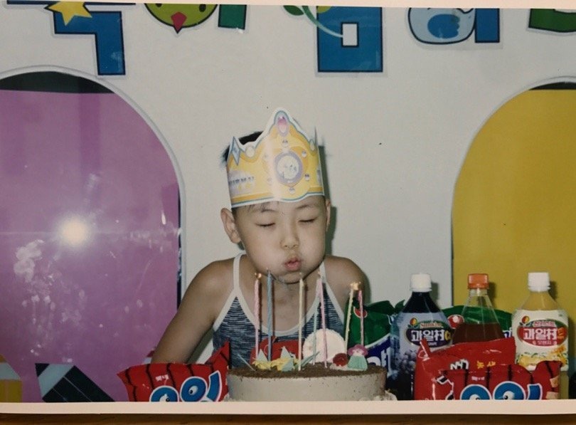 HMHgall's tweet photo. 🎂#황민현 생일 실트 총공 안내🎂

✔오늘(8/8) 밤 11시!

✔문구 
# 황도들의_대장황민현_생일축하해율
# Happy_summer_Minhyun_day

✔인기트윗 우선 RT
     팔로잉/팔로워 10개이상
     rt10 이상 / 같은 내용 복붙X
     여러 계정 참여

실트문구는 11시 부터 사용해주세요🍑🧡

#HWANGMINHYUN https://t.co/QwQrIN0tTJ