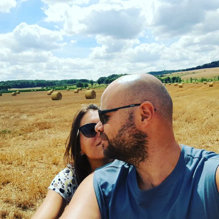 VelosPierrot's tweet photo. Séjour à vélo en amoureux à la découverte des Ardennes. Un grand merci à vous deux @audreypicoli @mr_sambsam 
#ardennes #vacancesavelo #slowtourisme #chateausedan https://t.co/uhB9KwLUBE
