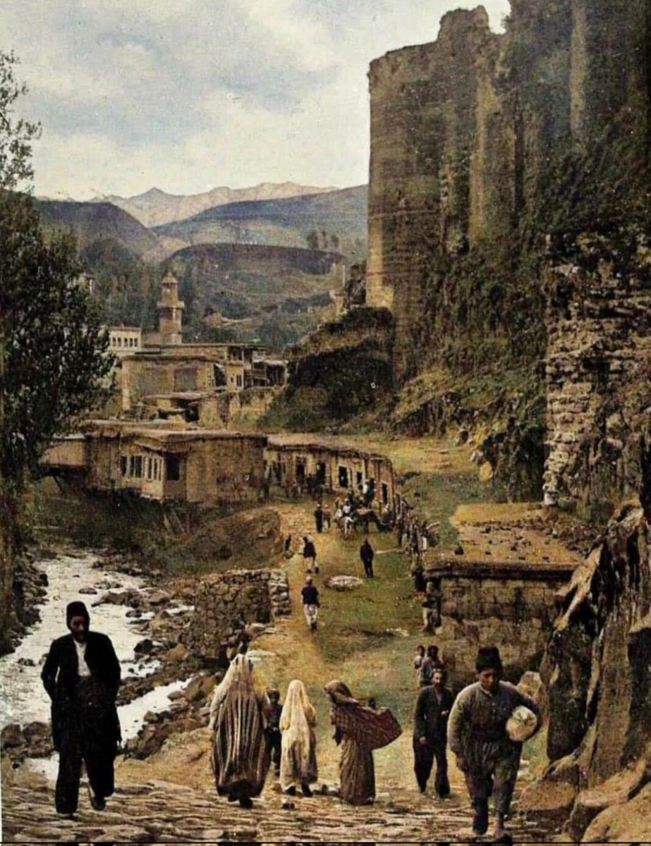 TarihiBitlis's tweet photo. 7000 Yıllık Tarihi olan, Bediüzzaman'ın, İdris-i Bitlisi'nin, Şems-i Bitlisi'nin, Feyzullah Ensari'nin ve nice büyük evliyaların şehri Bitlis'in düşman işgalinden kurtuluşunun 106. yıldönümü kutlu olsun. 🧡
#bitlis #tarihibitlis https://t.co/1w3h2at58p
