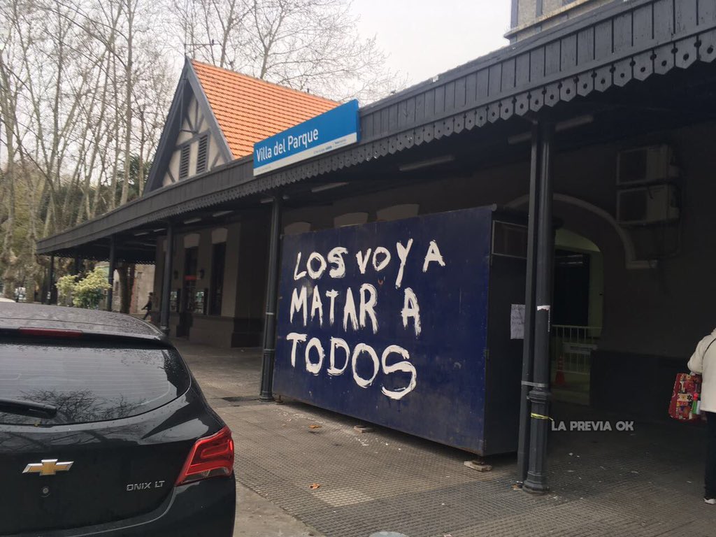 yo cuando me levanto y empiezan a hablarme:
