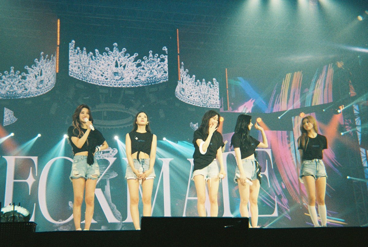 godrhu417's tweet photo. 체크메이트 콘서트 필카 공유합니다..♡
#ITZY #ITZY_WORLD_TOUR https://t.co/wU42dxbcyS