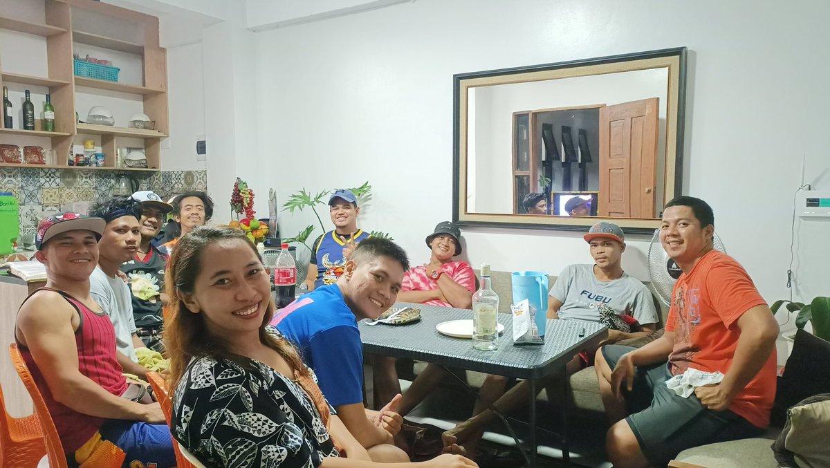 JoebelFlorida's tweet photo. NNHS Batch 2012 Victory Party 🥇 🏆 🥳 🎉 🎇 🎆

📸: @dalandhaaaang
@janierjandante

#FirstRunnerUp
#NNHSBatch2012
#Batch2012
#DosmilDose https://t.co/rjreuzBQJM