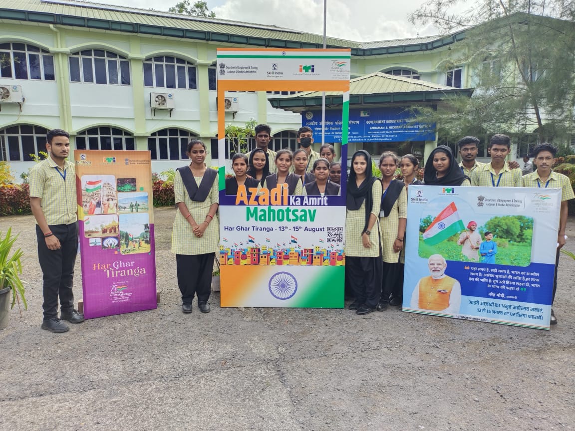 AndamanLabour's tweet photo. Shri Hari Kallikkat IAS, The Secretary (Labour) flagged off ‘Har Ghar Tiranga’ Rally organized by ITI (under the aegis of Dept. of Labour, Employment &amp; Training), Dollygunj. The Rally started from ITI Campus via Dollygunj village, FCI, DBRAIT Pahargaon and  back to its campus.... https://t.co/4NQvnqM8yj