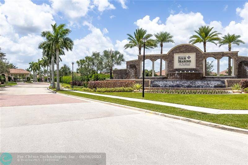 dsweeney70's tweet photo. 9547 Vallen Ct, Parkland, FL 33076 just hit the market!
Take a look at this awesome space: https://t.co/k54fWJ7Cq6 https://t.co/RQ4lirdIJE