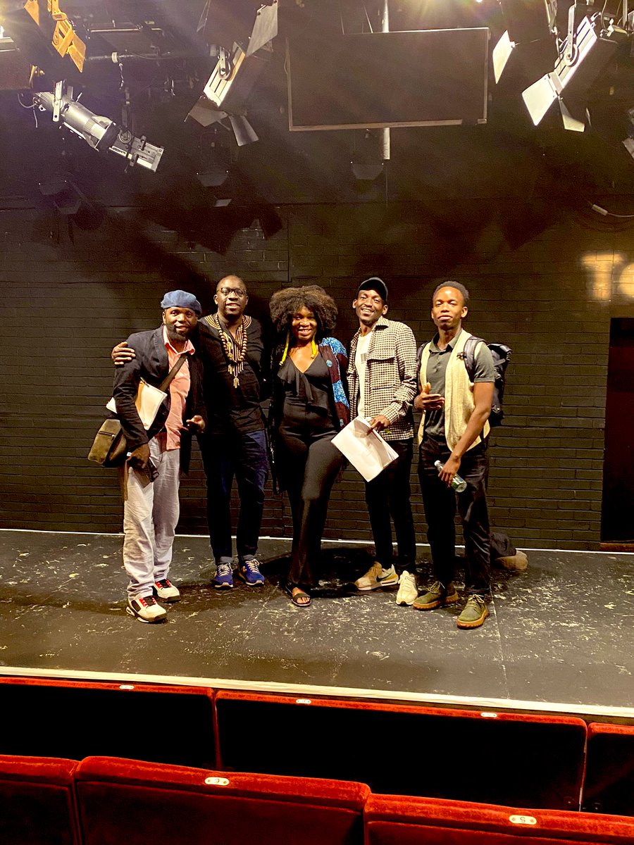 ButjiloNdazi's tweet image. Time to knock on the Arts Council England 💷🚪🎭

Had the privilege of working through #CoconutRepublic with Zim artists in UK @Edithweutonga @MunasheChirisa @wesruddy @EltonMjanana 

We gave a reading of the play at Footprints fest @JSTheatre with Edith’s music. @WovenVoices