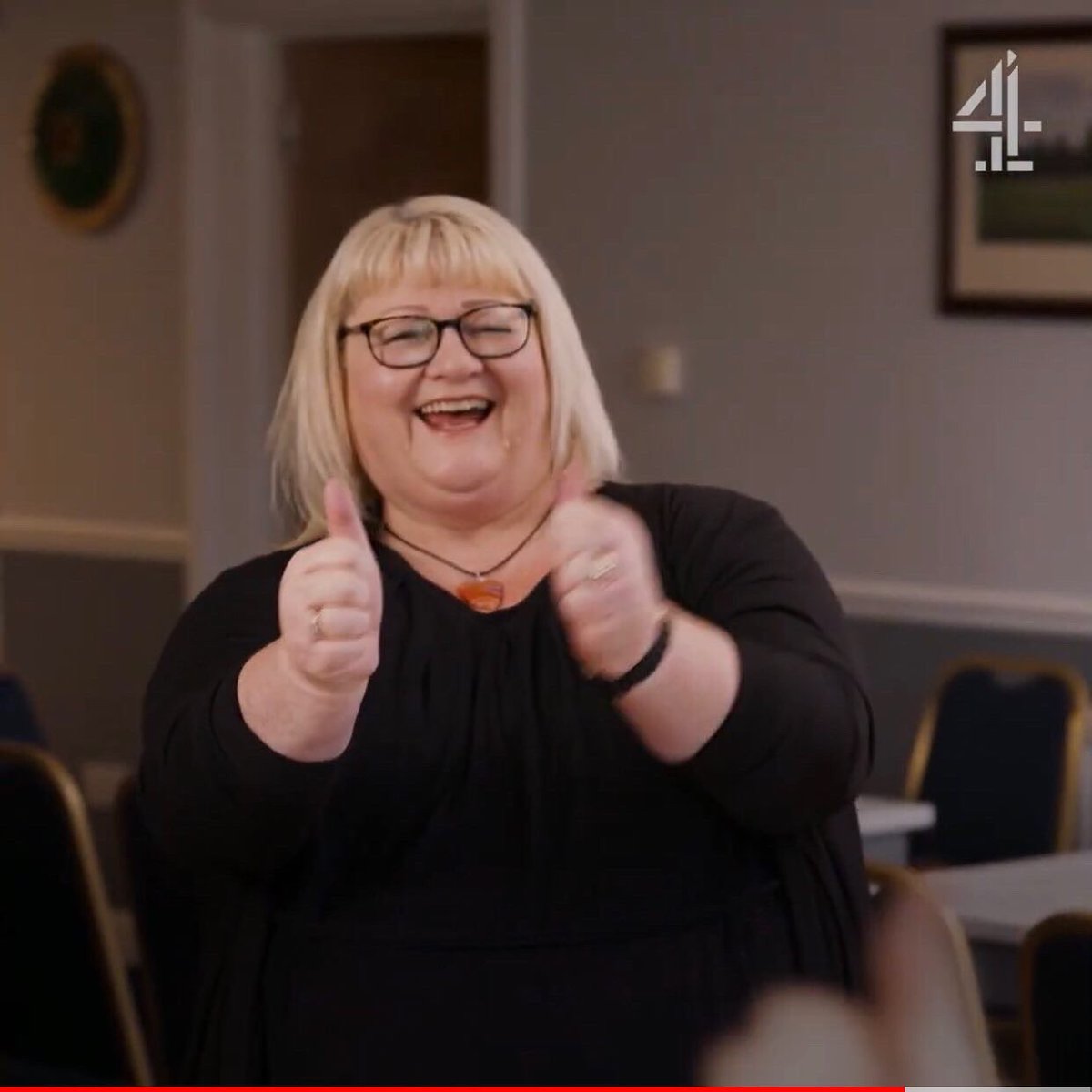 Tess_FindHappy's tweet photo. 10PM TONIGHT CHANNEL 4
Following winter filming it’s finally on tonight.
Set to watch or record! 😀
@RevRichardColes
#GoodGrief #LaughingTess #Grief #LaughterYoga #Health #FindYourHappy #LaughterYoga #LaughterCoach #channel4 #BowledOverMedia #HealthBenefits #LincsConnect #HaHa https://t.co/h9rzAsFtCn