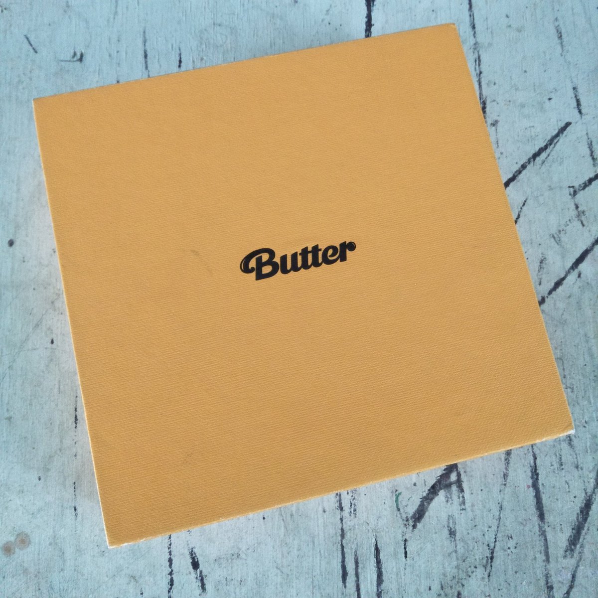 rexcreates's tweet image. wts - lfb - ph [#rextables]

  ! bts unsealed butter cream ver

    ╰ ₱ 240 (220 payo) + 25pf + lsf
    ╰ complete inclu (exc pc)
    ╰ good condition
    ╰ payo ; 2 days reservation 
    ╰ drive.google.com/drive/folders/…
    ╰ rcbyt : rexcreates.carrd.co