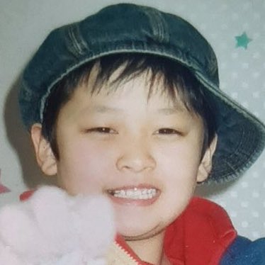 linoscookie's tweet photo. the same exact smile im punching myself https://t.co/SdY1pnD9Fy