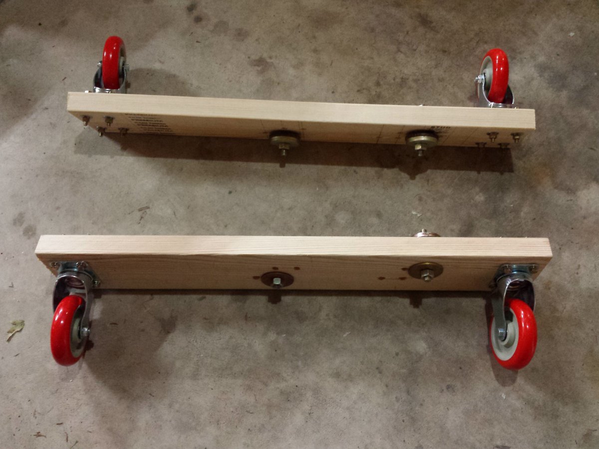 shadytel's tweet photo. Hmm, I wonder what these are used for?
(don't give it away if you know) https://t.co/tphg3pYnsH