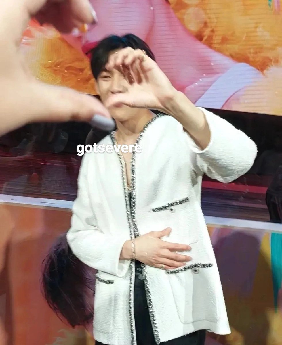 gotsevere's tweet image. 🍭🍧 [072822]  #BamBamFansignMNL 💗