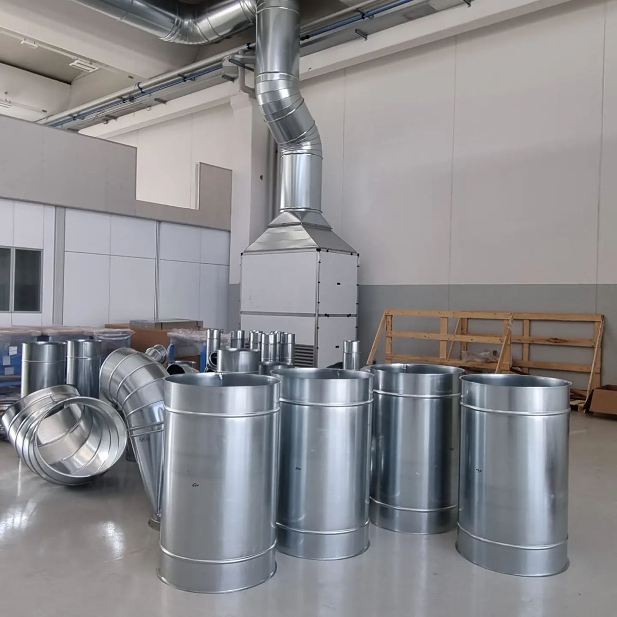 VsystemTech's tweet image. We are going ahead: see you soon!!! 

#WeAreVsystem #newfacilityopeningsoon #motorvalley #aerovalley #motorsport #aerospace #defence #interiordesign #womenintech