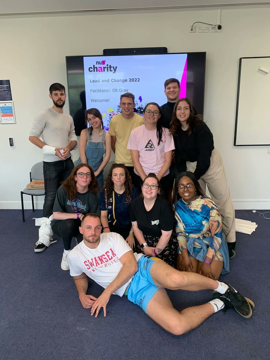 yourcambridgesu's tweet photo. Well done to our Activities Manager Oli, who attended @nusuk's #LeadAndChange  last week, to tutor a group of Activities Officers from SU's around the UK! https://t.co/LHWemcsF0q