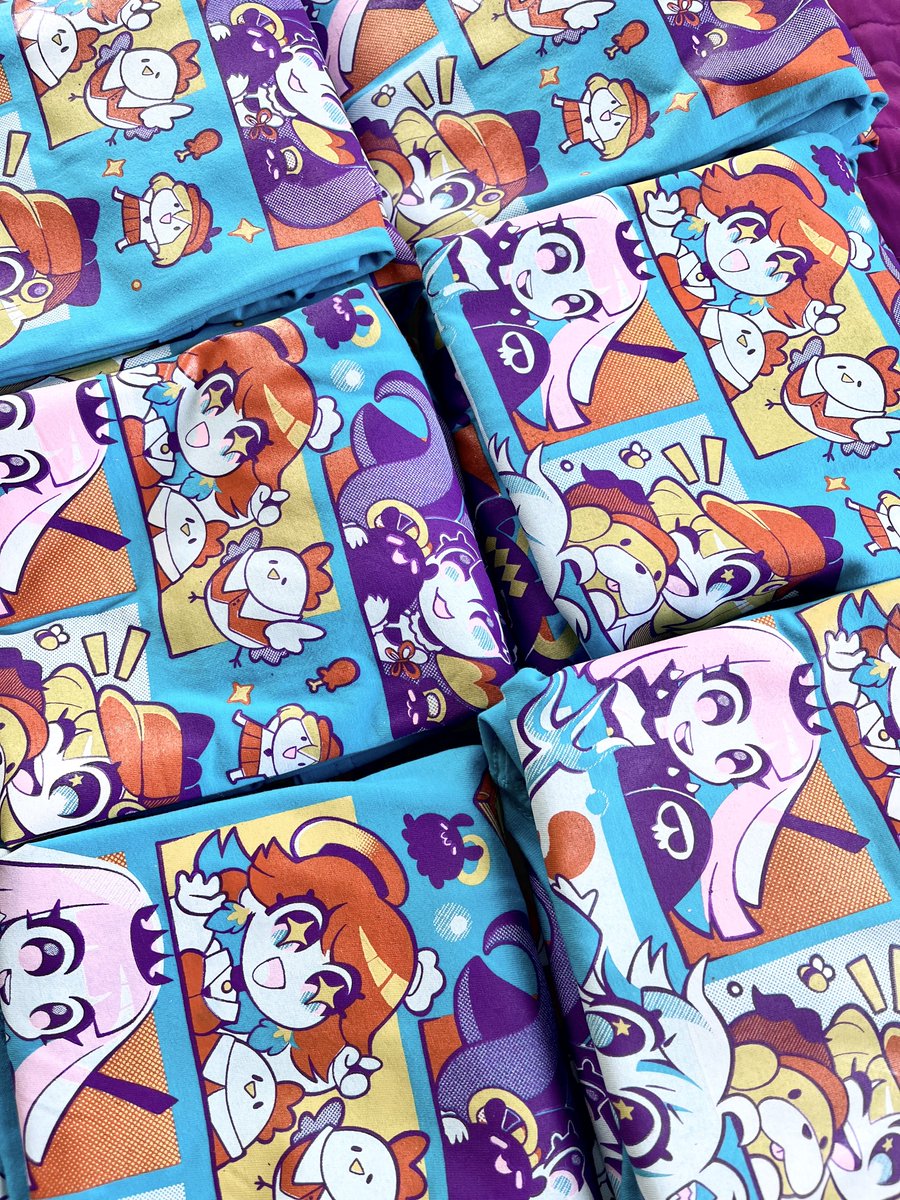 ⭒ SH✦P N✦W ✦PEN ⭒
HoloMyth &Friends shirts stock, LUXIEM cat buttons, prints, mousey & Nyanners sticker and more available !
☆ Link below and bio ☆