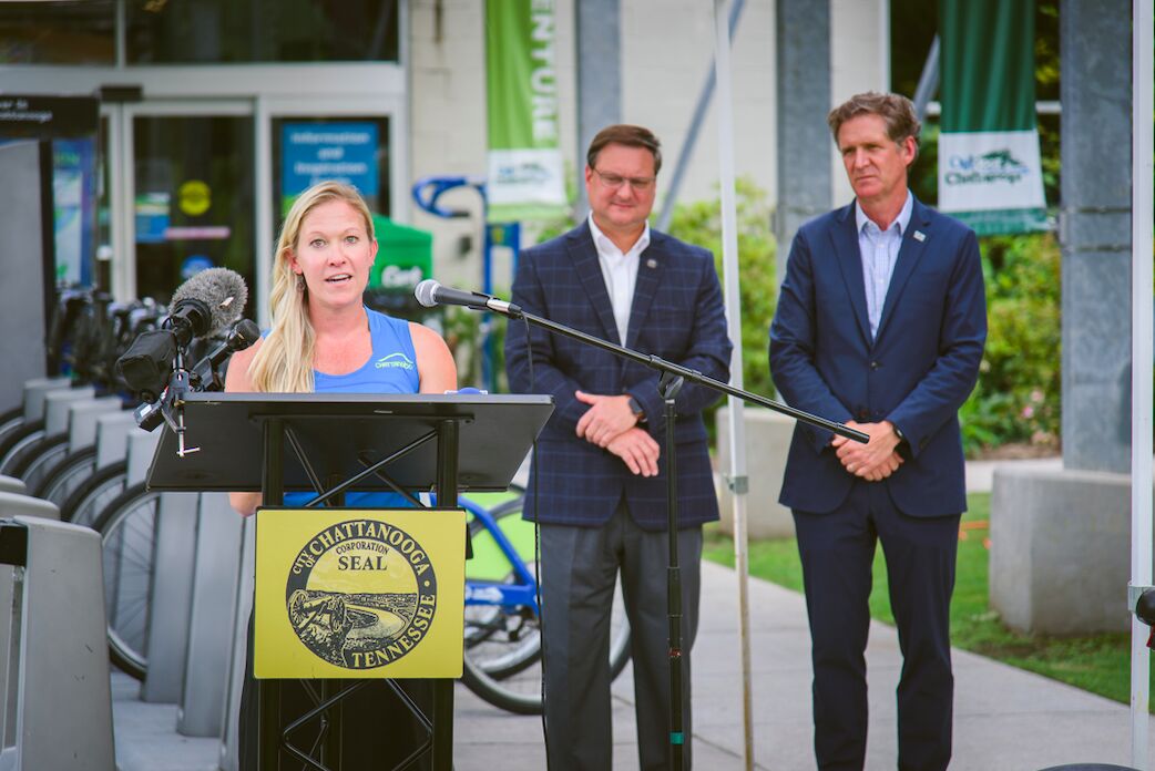 ShiftTransit's tweet photo. "Bike Chattanooga is an incredible asset for our city's residents and visitors,[...]Programs like these are critical to Chattanooga's long-term sustainability, and I look forward to seeing this resource continue to grow in the years ahead." -Mayor Kelly
https://t.co/Z0nvf8gdqa https://t.co/0Ux54nkXFa