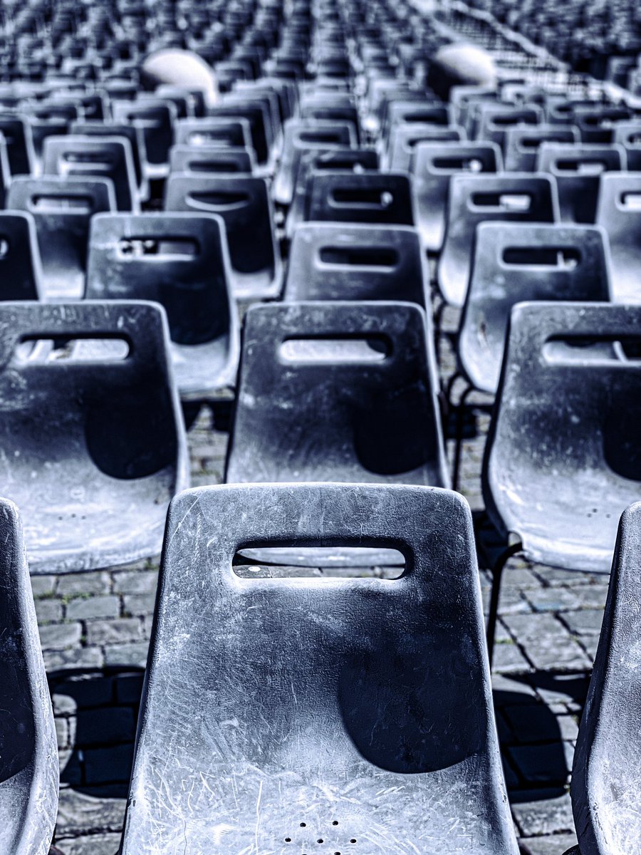 Take a seat
-
Insta: @lit08cyberpunk 
-
#vatican #vaticancity #ig_rome #ig_roma #ig_italy #igersrome #igersroma #loves_italy #lazio_illife #lazio_photogroup #igerslazio #lazio_super_pics #1_unlimited #archi_focus_on #archi_features #arkiminimal #raw_minimal