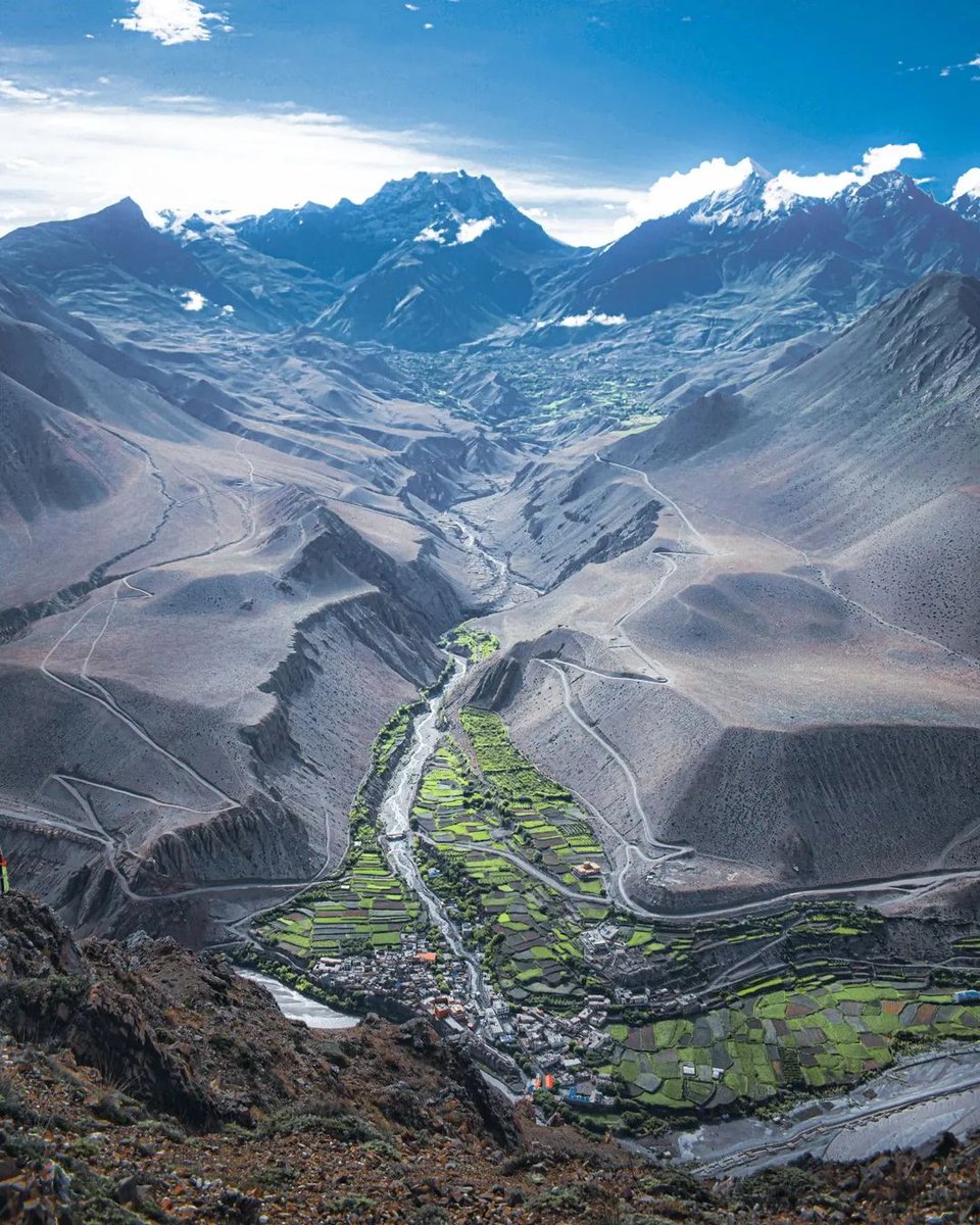 nepalplanettrek's tweet photo. 🇳🇵✅️What a view 🤩 📍Golden Hill view point
✔Credit/Follow: @karchung_19tashi
#kagbeni #mustang #viewtodiefor #awesomepic #beautifuldestinations
#nepalplanetteks #nepalguideinfophotoes
https://t.co/XaPmMsRb9a
e-mail :sanjibtrekguide@gmail.com https://t.co/wseRT6eygU