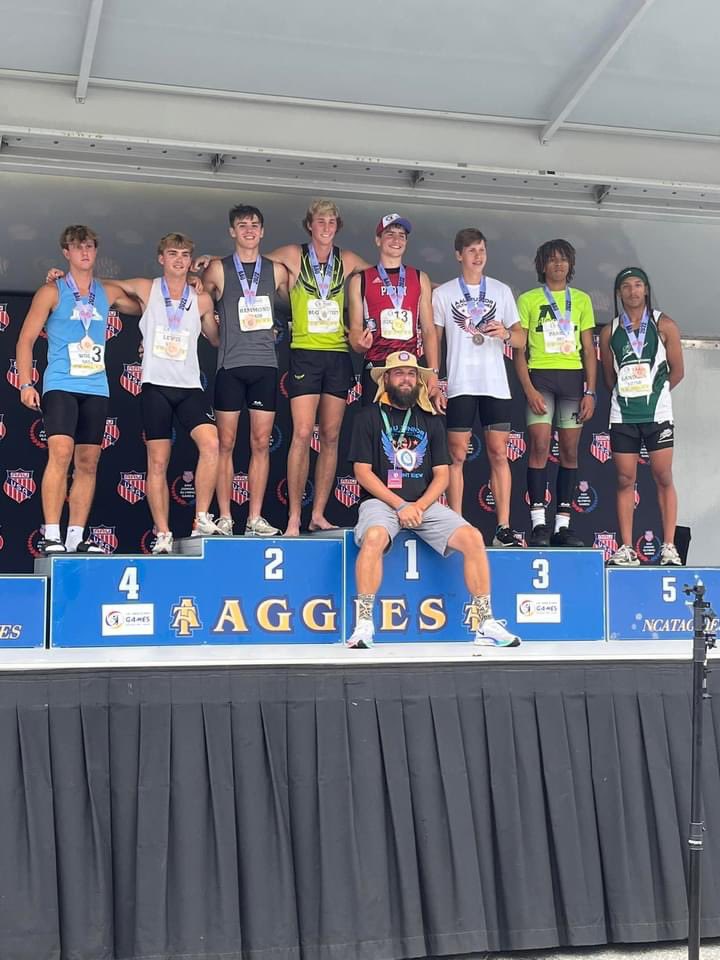 Had a great time at the A.A.U championship competing in my 2nd decathlon getting 4th and scoring 6443 points