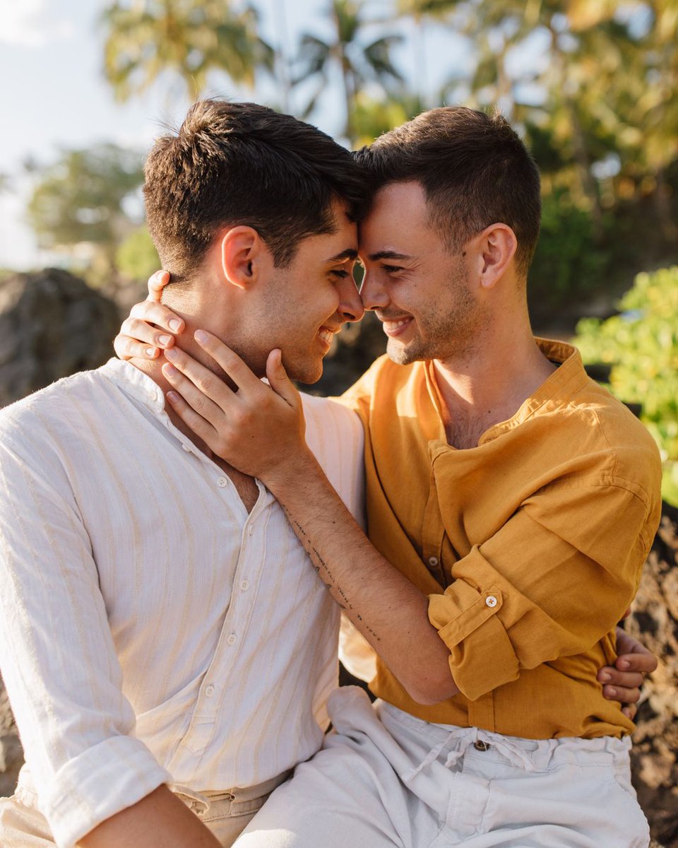 evollgbt's tweet photo. Photographer: @taena.garcia 📸 

#loveislove #gaypride #instagay #gay #soulmate #married #gaycouple #gayisokay #iloveyou #sunset #pride #isaidyes #wedding #howheasked #lgbtqwedding #gaywedding #lgbtq #weddingphotography #couplesphotoshoot #engagement #lgbtphotographer https://t.co/gVrQAcbeZN