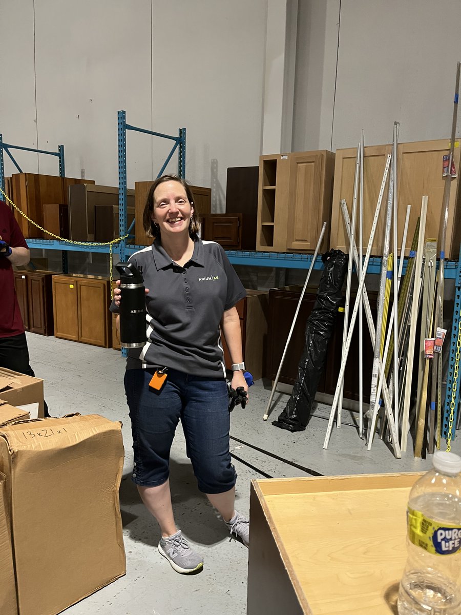 AriumAE's tweet image. #AriumAE completed a rewarding day of service at @HabitatChes' Columbia ReStore. We moved a lot of furniture, reshuffled &amp;amp; unboxed merchandise, color-sorted trim, and put together a huge umbrella. #habitatforhumanity #habitatrestore 
#Architects #Engineers #InteriorDesigner