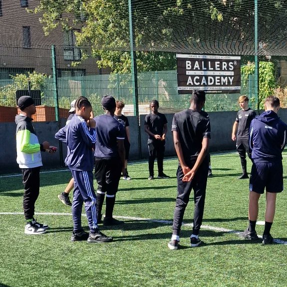 Excellent first day on our Free Level 1 Qualification in Sports Leadership course in partnership with <a href="/ActiveCN/">Active Communities Network</a>.

Young people taking their first steps in becoming a qualified sports coach😁

<a href="/DocklandSetSE16/">Dockland Settlement</a> <a href="/lb_southwark/">Southwark Council</a>
<a href="/WISE16/">What's on SE1 & SE16</a> <a href="/CWmasterplan/">Canada Water Masterplan</a>

Supported by <a href="/ArnoldClark/">Arnold Clark</a> 👏👏