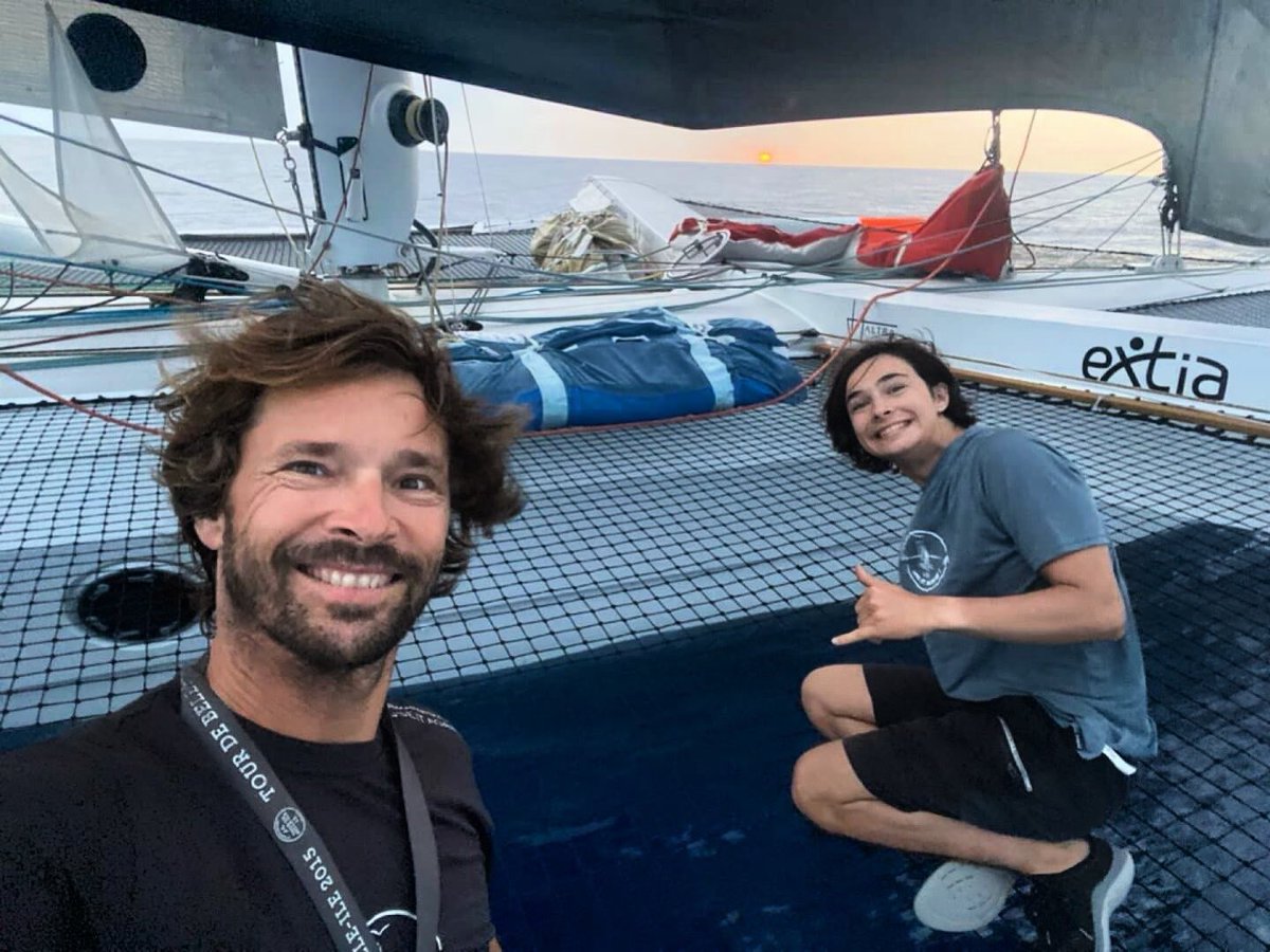 USEITAGAIN_SAIL's tweet photo. Tour du Monde à l’Envers : Le Trimaran Use It Again! by Extia est attendu demain vers 17h30 à @latrinitesurmer après une aventure de 216 jours autour du monde pour sensibiliser à la protection de l’Océan et à l’économie circulaire.
#useitagain #tourdumonde #protectourocean https://t.co/jbk4hXIstg