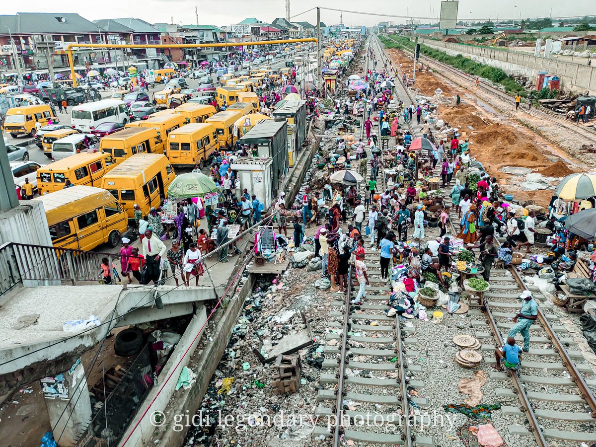 faleyeibrahim's tweet photo. Since Oshodi is trending
Let me drop this.
From here you can get to anywhere in Nigeria.

Kizz Daniel
Emilokan Kuje NYSC https://t.co/0HH1zc1IXb