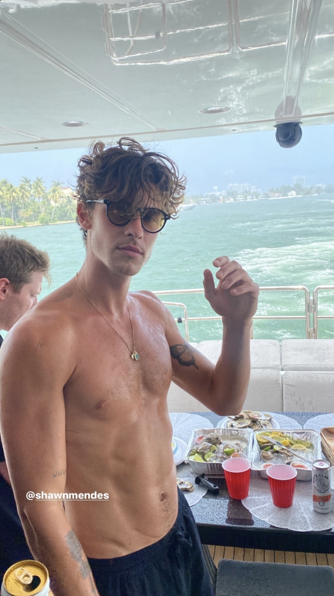 Happy birthday Shawn Mendes  