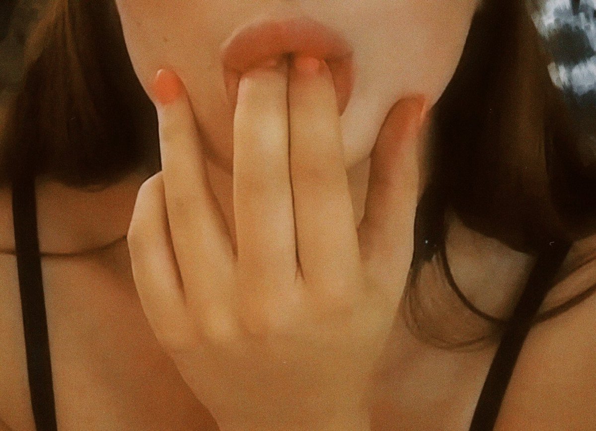 azaliansfw's tweet photo. Скоро спать😏

#nsfwtw #onlyfans #Girls https://t.co/Y4enDKkR1V