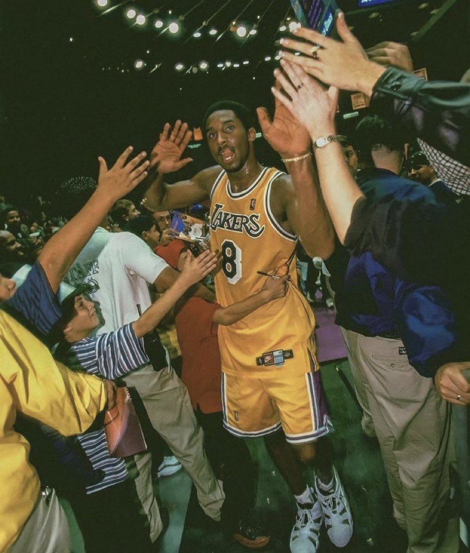 Hoopss's tweet photo. Legendary https://t.co/MYkrOAR6Fp
