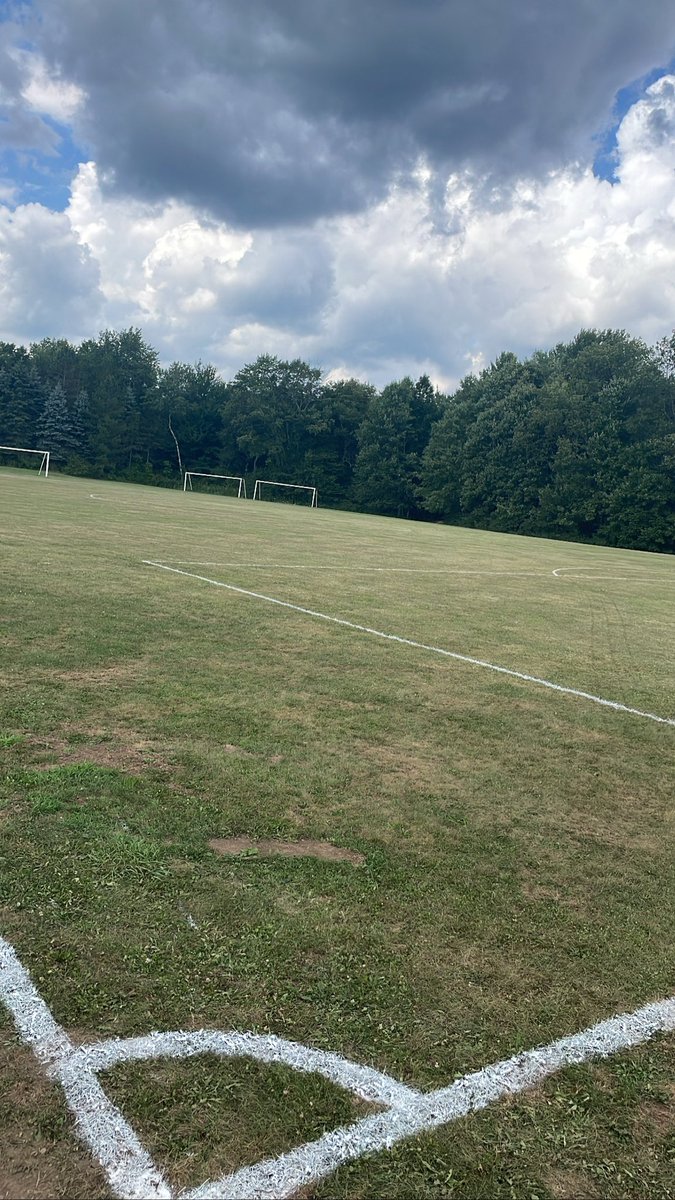 CamdenBlueDevil's tweet image. Shout out to the Facilities Department for making sure the fields are crisp, lined, and ready to go for the start of Fall Sports 2022 💙🤍💪
#HomeOfTheBlueDevils