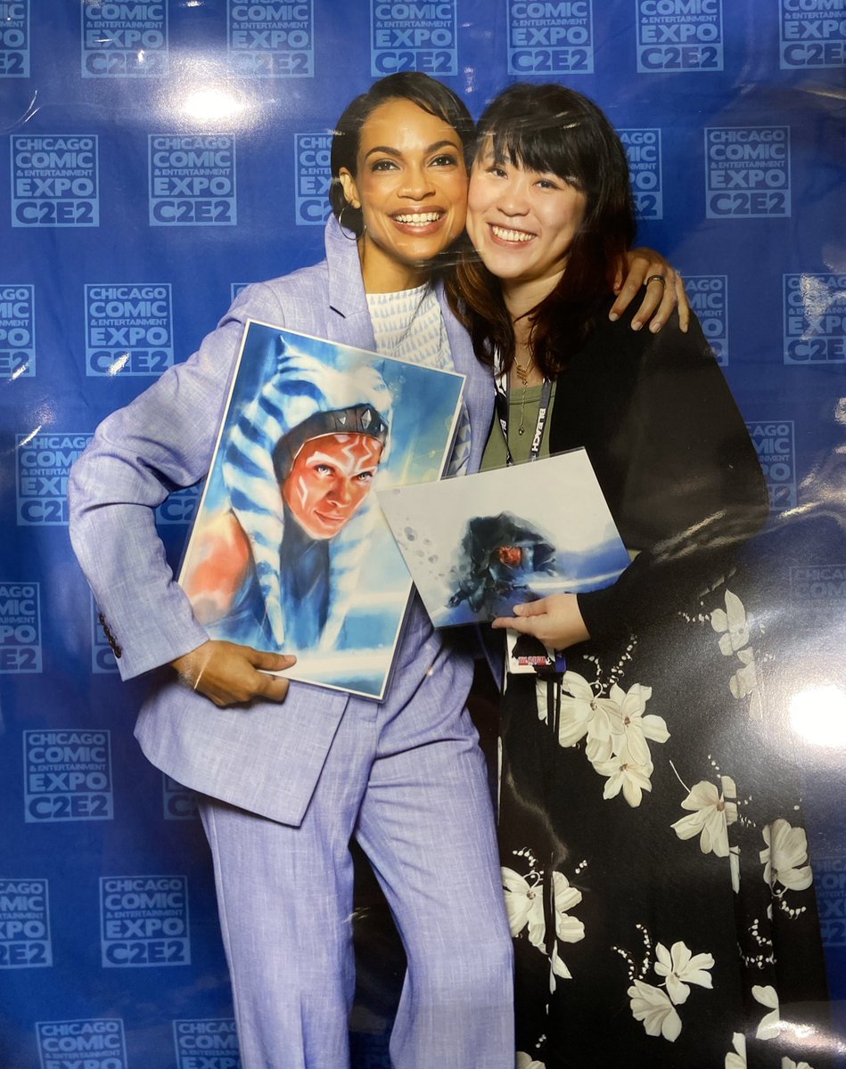 It was absolutely amazing meeting @rosariodawson 🥲Thank you for the inspiration 💙🥺
