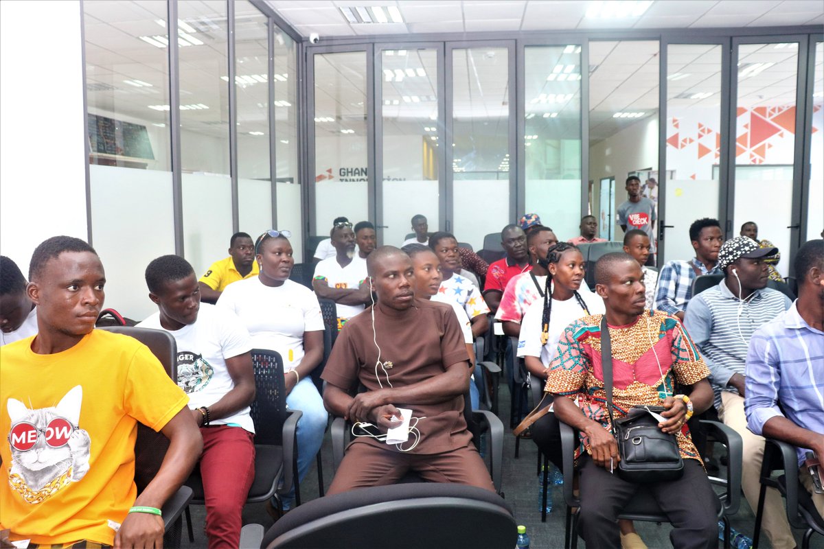 YotaRising's tweet photo. The Digital Skills Training, an initiative by YOTA and @WineloyaDigital, powered by @Meta took place at the Accra Digital Center on Saturday. Participants were taught how to create Facebook business accounts, manage them and post business content in order to attract customers. https://t.co/zLRSAuhSTw