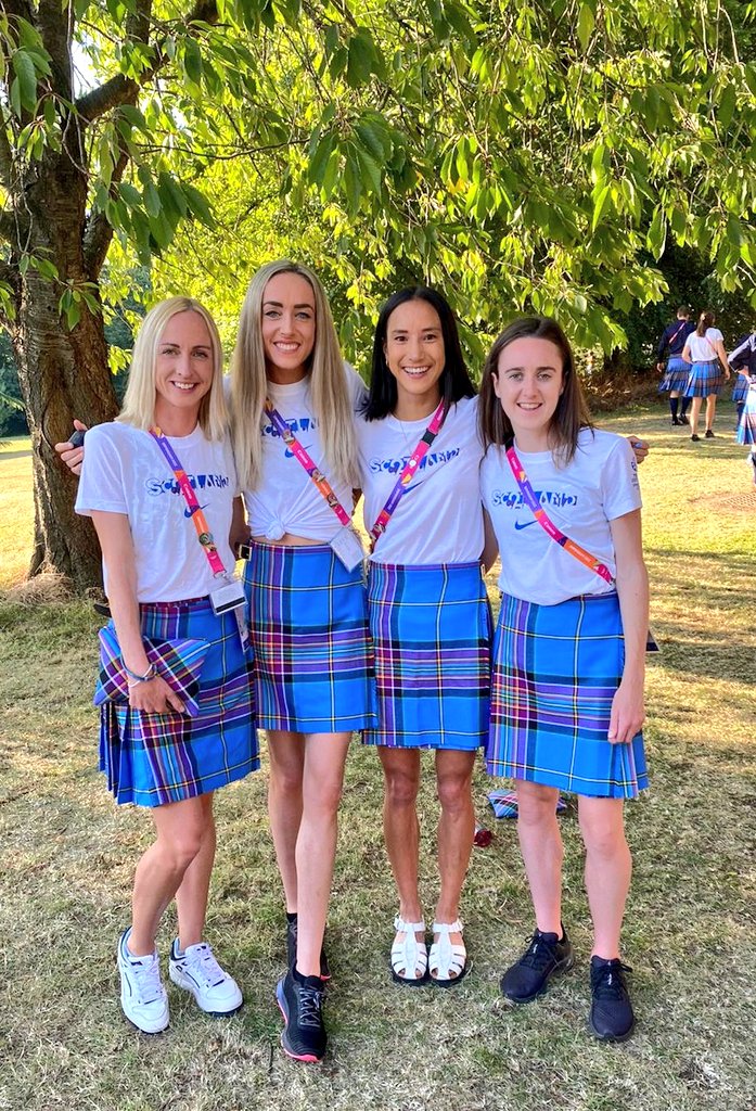 Distance girls ready for the closing ceremony! 💙🏴󠁧󠁢󠁳󠁣󠁴󠁿