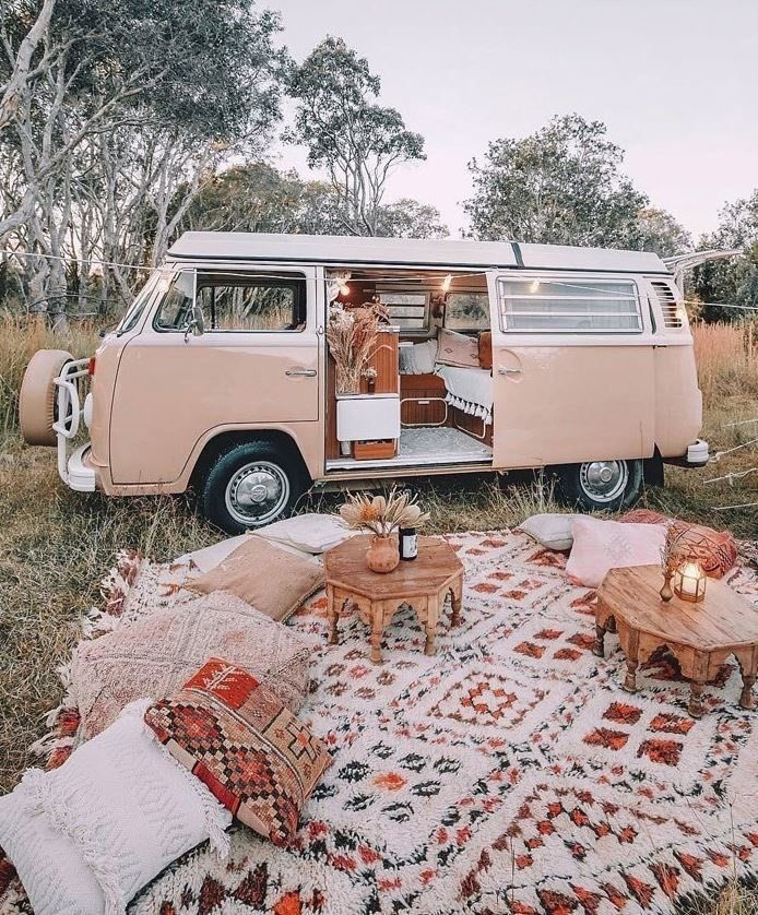 tumblrtheart's tweet photo. Var bir karavan hayalimiz🎈 https://t.co/awVdQQzTKp
