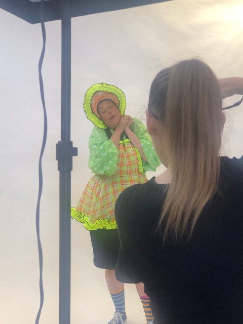 CamboTheatre's tweet photo. Something tells us this is going to be a great panto! The sun shone while we took photos and pretended it was December this morning! Tickets for Beauty and the Beast which runs 10 - 31 Dec. - https://t.co/8Awgx9QWIy @Suzi_Budd @ThomasAndrew93 @andyedmeads https://t.co/jp6788qw2V