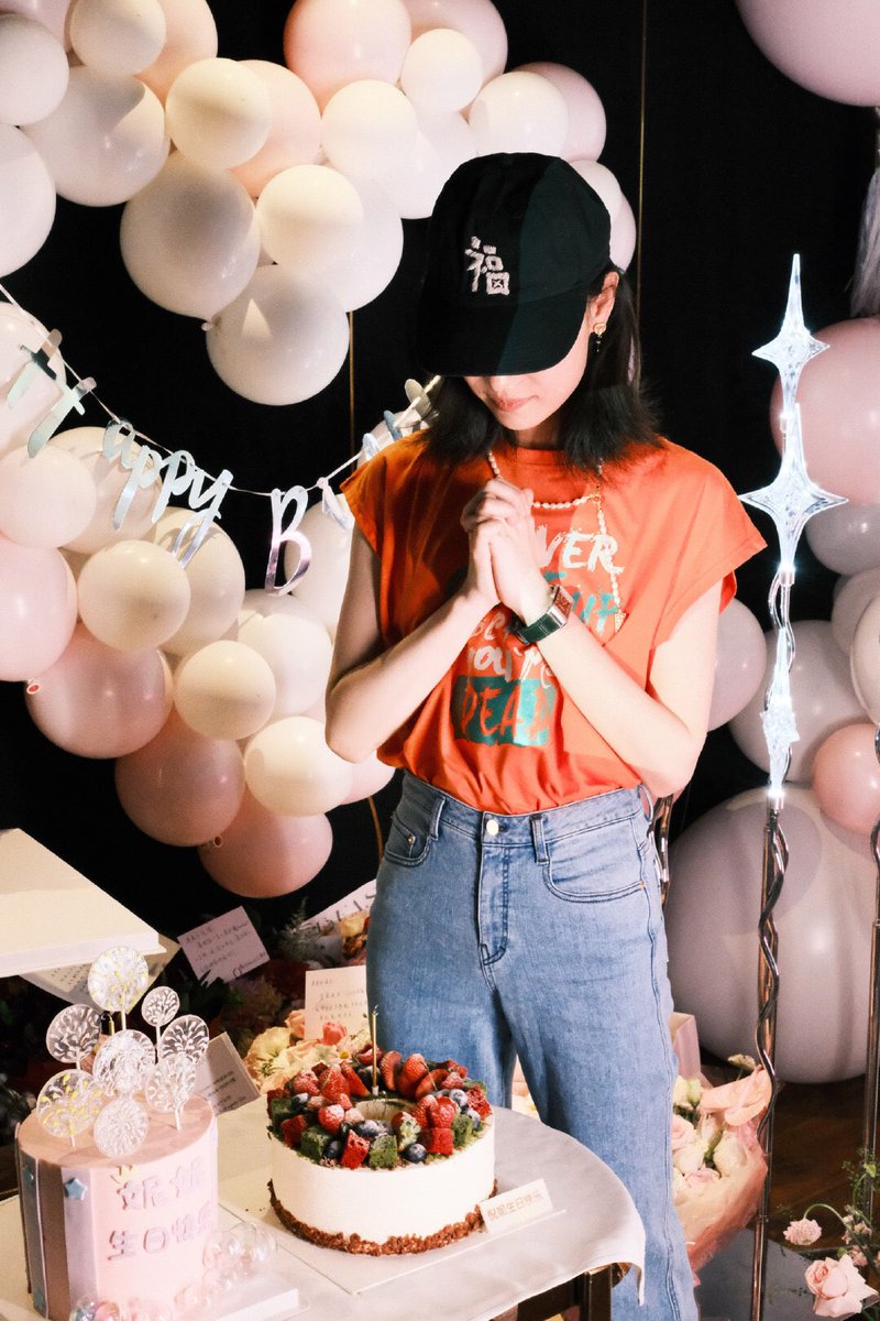 captainmiaonini's tweet photo. ni ni studio shares new photos of our birthday girl ni ni to celebrate her special day 🎂 ♡ (3/4)

#倪妮 #니니 #nini #หนีนี #倪妮0808生日快乐 https://t.co/qolbrKNUgR