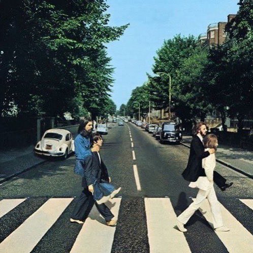 lasmananasdel5's tweet photo. Un día como hoy, pero hace 53 años el fotógrafo lan McMillan tomó la famosa e icónica imagen, que inmortalizó a los Beatles en Abbey Road.

#UnDiaComoHoy #Lunes #LM5 #YoAmoLM5 #Honduras #AgostoLM5 

Aquí algunas imágenes de ese día: ⤵️⤵️⤵️ https://t.co/SwDJjfTc72