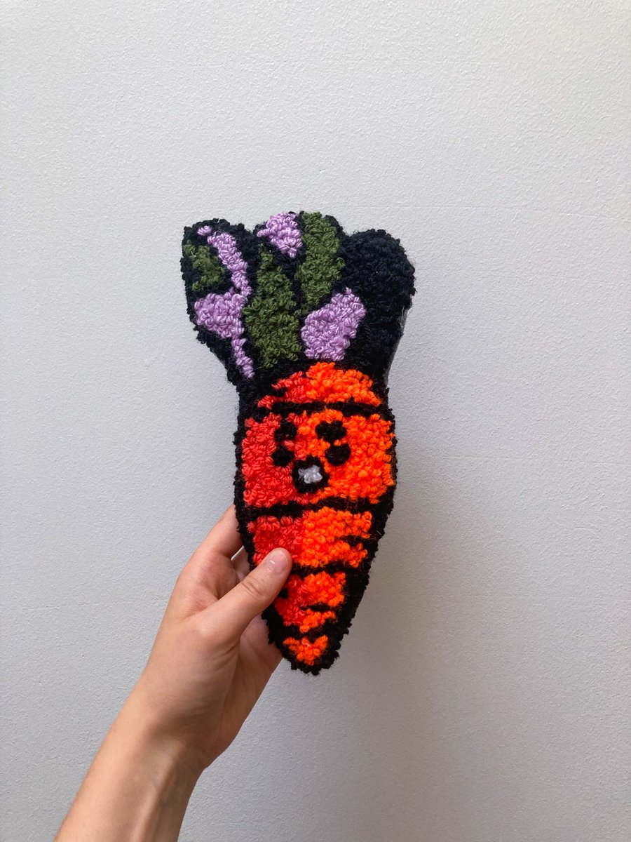 Eat your veggies, kids 🥕 #needlepunch #rugmaking