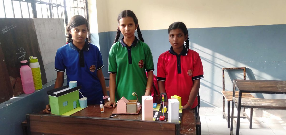 KVSITAPUR's tweet image. Pre-Vocational Education Programme (PVEP)- for Classes VI to VIII
(Day -2 : 05.08.2022)
Students learned about
#nursing
#artandcraft
#webpagedevelopment
#music
#yoga
#workexperience
under NEP-2020
#PVEP
#NEP2020
#BaglessDay
@EduMinOfIndia
@KVS_HQ
@DeputyKvs
@cbseindia29