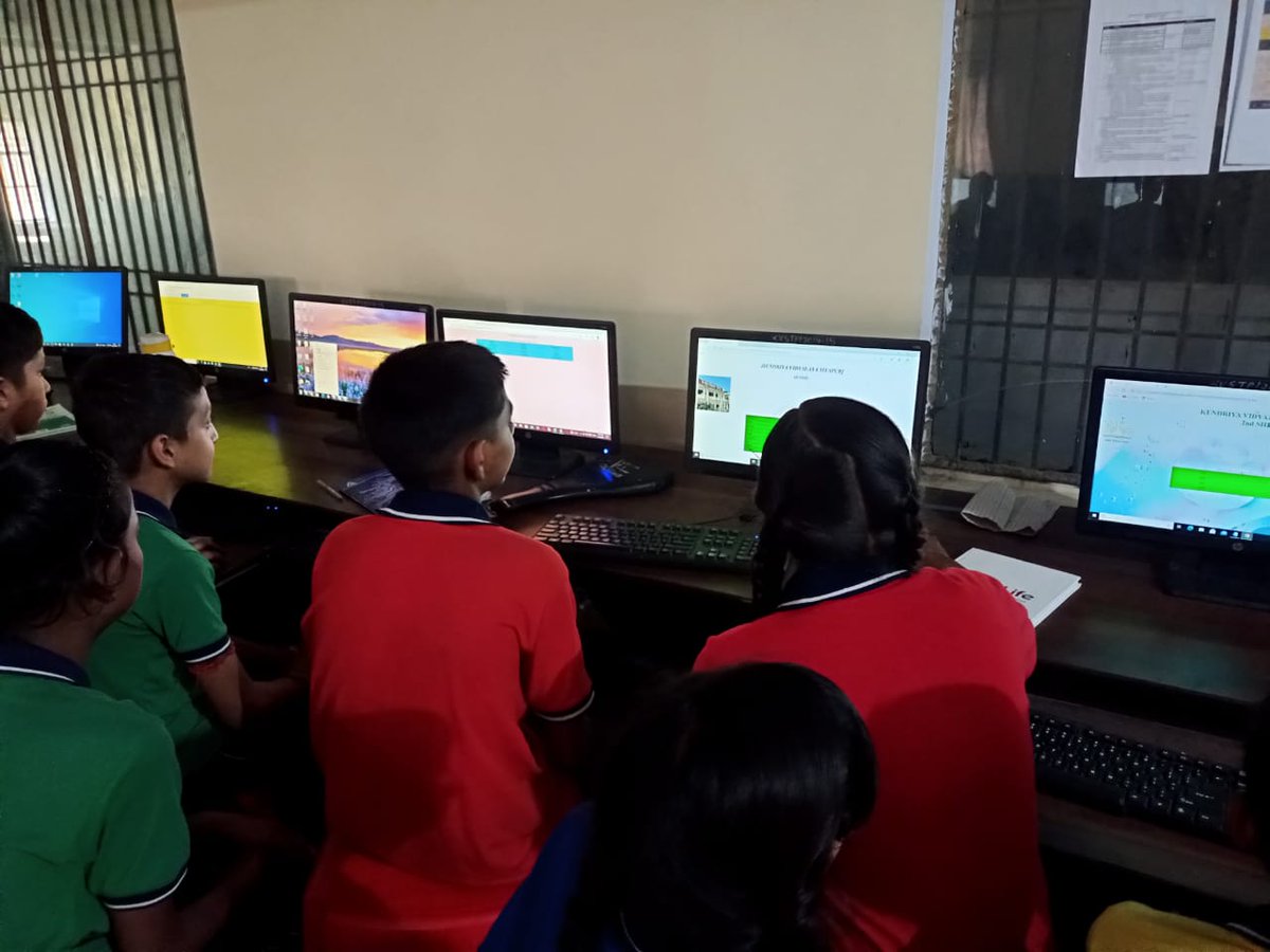 KVSITAPUR's tweet image. Pre-Vocational Education Programme (PVEP)- for Classes VI to VIII
(Day -2 : 05.08.2022)
Students learned about
#nursing
#artandcraft
#webpagedevelopment
#music
#yoga
#workexperience
under NEP-2020
#PVEP
#NEP2020
#BaglessDay
@EduMinOfIndia
@KVS_HQ
@DeputyKvs
@cbseindia29
