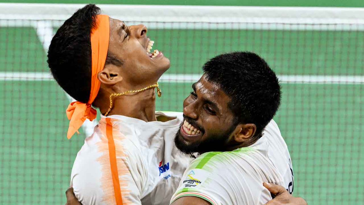 They came. They saw. They conquered!🥇 Congratulations to @Shettychirag04 & @satwiksairaj for winning the gold medal in men's doubles in Badminton at #CommonwealthGames 2022. #ChiragShetty #SatwikSaiRajRankireddy