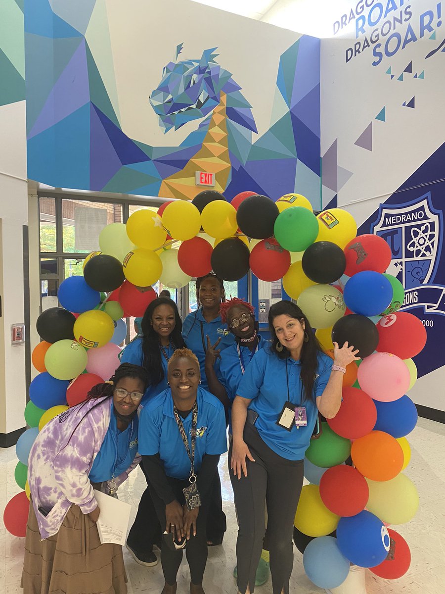 PathtoPinkston's tweet photo. The Medrano Dragons are roaring to return to school today! From PreK through 5th grade, the Dragons are ready to soar high this year! #Intersession @DragonsMedrano @MRamirezDISD @LisaAnnVega1 #BANDReady #LetsLevelUp https://t.co/MHrs8jZ6L4