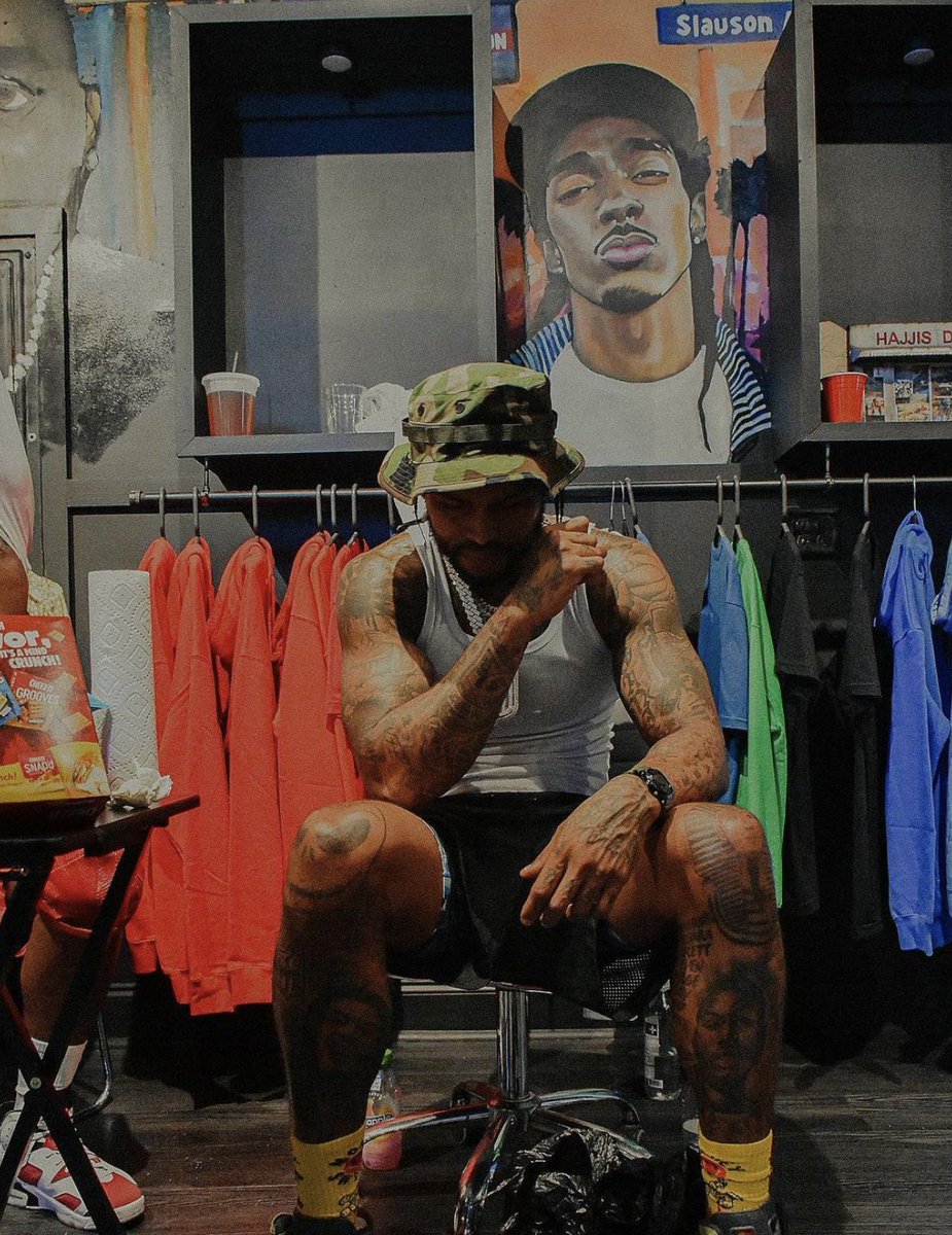 DaveEast's tweet photo. Album Coming 🔜 https://t.co/aXNmsteXKb