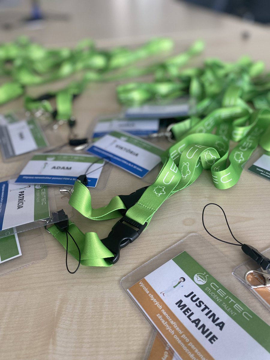 CEITEC_Brno's tweet photo. Je to tu 💚#CEITECStudentTalent Letní škola 2022 na @CEITEC_Brno @VUTvBrne začala 👏🏻 

Celkem 18 účastníků z celé ČR a Slovenska bude pod dohledem našich doktorandů pracovat na vybraných vědeckých tématech 👍🏻👍🏻👍🏻

#CEITECScience #brnoregion https://t.co/j0KUILaWC7