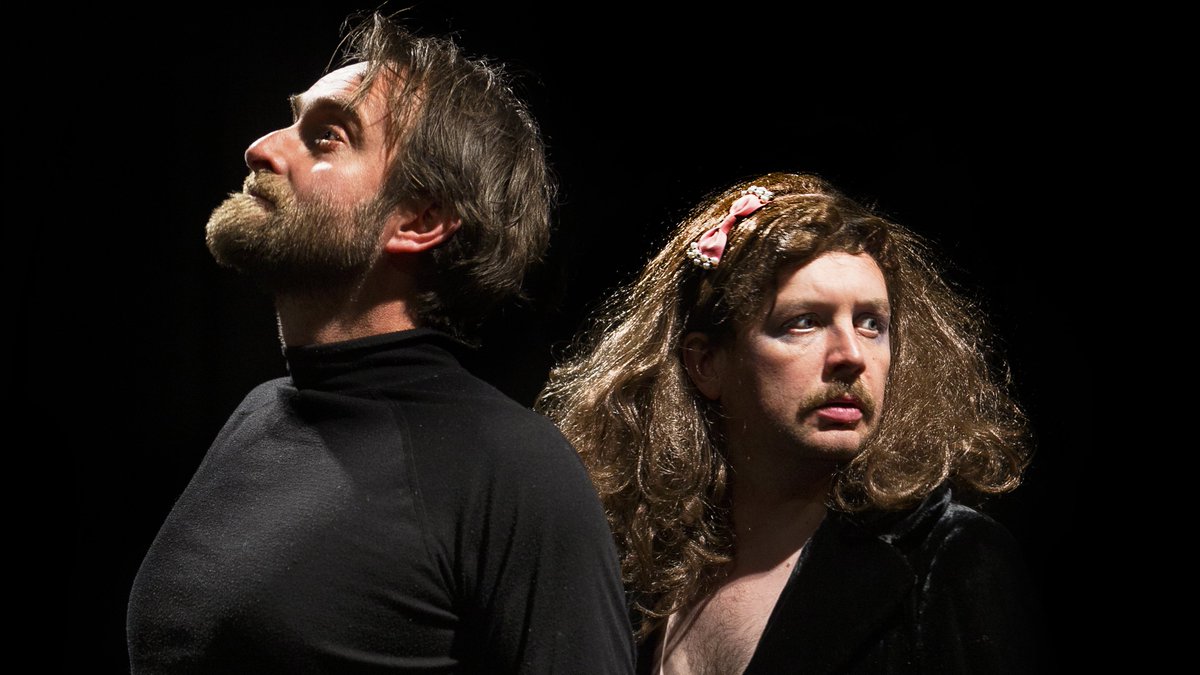 turlygod's tweet photo. the incredible, magickal Andrew O'Neill will be directing #TheScottishPlay tonight. How will @destructo9000 see the piece? Come find out at 20:35 at @underbellyfest cowgate.
#Macbeth #TwoManMacbeth #TimAndThom #comedy https://t.co/cPuipMwn0d