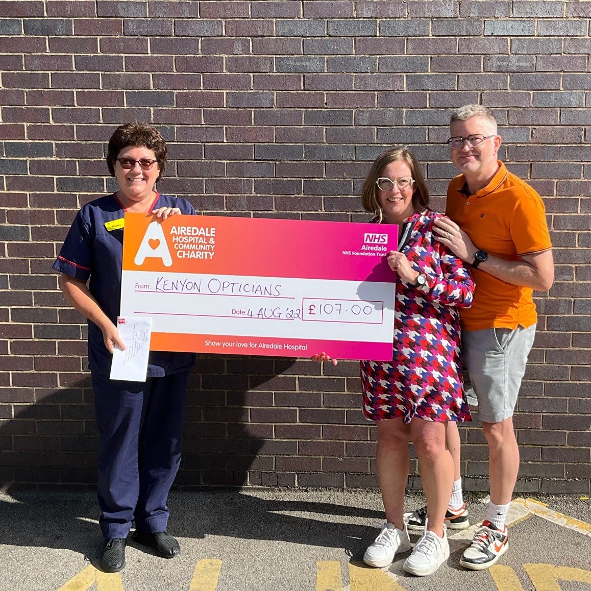 Thank you to <a href="/kenyonopticians/">Kenyon Opticians</a> who donated a pair of <a href="/BingleyWeekend/">Bingley Festival</a> tickets to our charity 🎟️

We raffled the tickets to <a href="/AiredaleNHSFT/">Airedale Hospital</a> staff and raised over £100🧡

Matron Nicky Denbow won the tickets and was extra delighted when she found out that they included a VIP upgrade 🤩