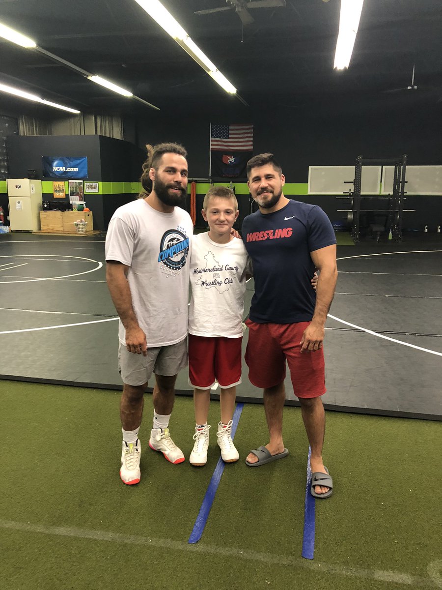 TyLydic's tweet photo. Last workout at #TheCompoundLatrobe with my man #LucaG .. gonna miss these guys while I’m on the west coast.. https://t.co/Kx30gZhE2y