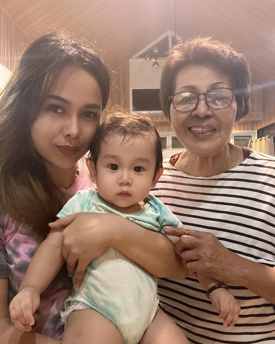 vendelcerv's tweet photo. Happy 80th birthday lola! ❤️ https://t.co/VecIUnglRQ