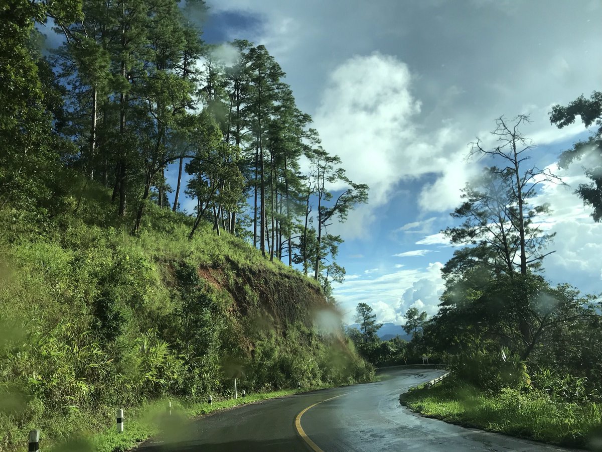 eaou_i's tweet photo. story along the way.  #ธรรมชาติบําบัด  #ธรรมชาติ  #แม่ฮ่องสอน #เชียงใหม่ https://t.co/ng4urfbmre